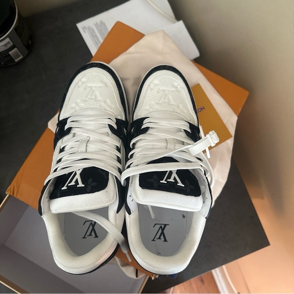 Louis Vuitton trainer - Picture 6 of 10